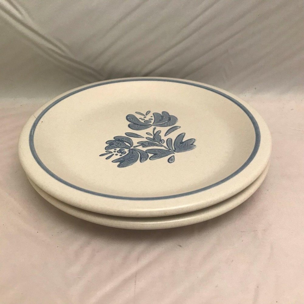 Pfaltzgraff Yorktowne Pair Bread & Butter Plates - Picture 4 of 8